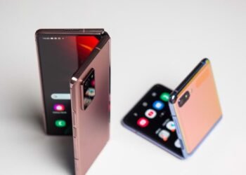Samsung Galaxy Z Fold 3 and Flip 3 spotted in BIS and US FCC listing