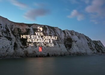 Netflix wants you to know Henry Cavill is still in The Witcher Season 3